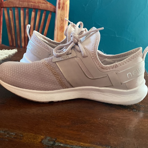 New Balance Women's FuelCore Nergize Sport V1 Cross Trainer - Picture 6 of 10